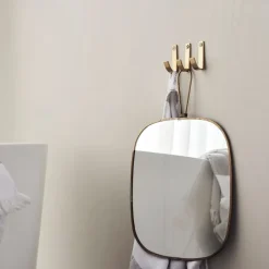 3 Ganchos Thapsus, Acabado de latón cepillado