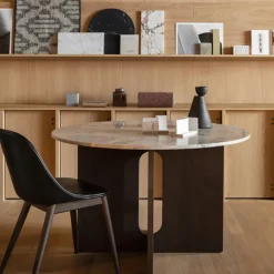 Androgyne Mesa, Natural oak