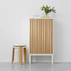 Aparador Collect 2013 roble, patas blancas