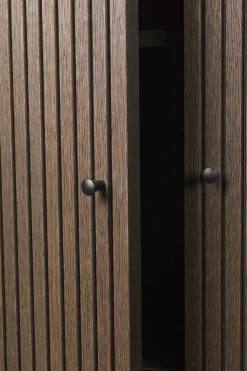 Aparador Sill Low, Dark stained oak