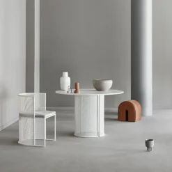 Asiento puf Curved, Cuero negro