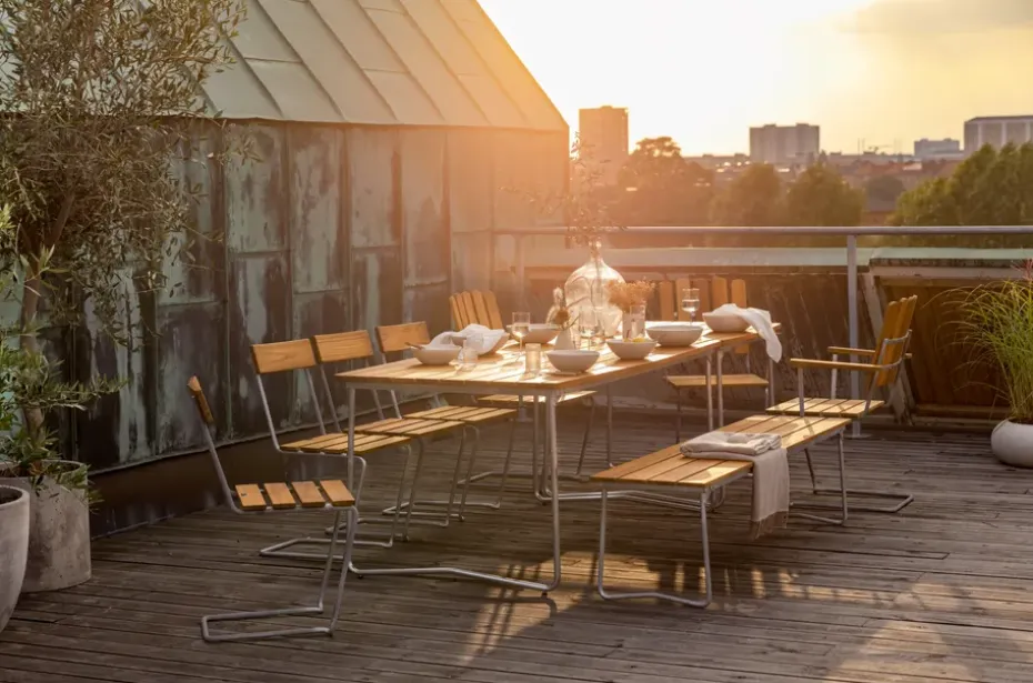 Banco 8, Teca-estructura de acero galvanizado en caliente