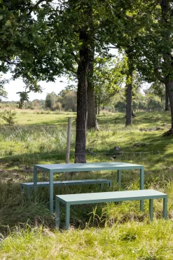 Banco Aria, Sage green