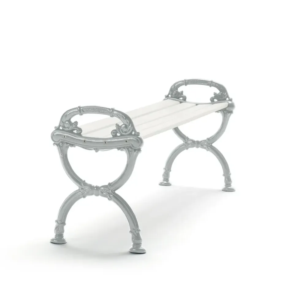 Banco Byarum, Pino lacado blanco, soporte de aluminio en bruto