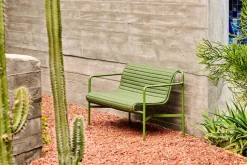 Banco con reposabrazos Palissade Dining, Olive