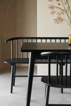 Banco de comedor VIOR, Roble lacado en negro