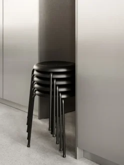 Banco Taburett, Cuero negro, base cromada, 45 cm