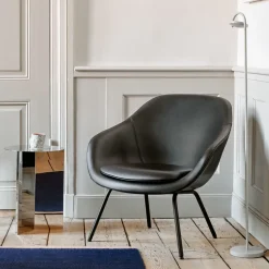 Butaca About a Lounge 87, Sense black-estructura de acero negra