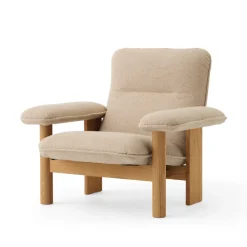 Butaca Brasilia, Oiled oak-Bouclé 02 beige