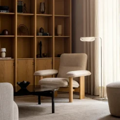 Butaca Brasilia, Oiled oak-Bouclé 02 beige