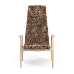 Butaca Lamino haya lacada/piel de oveja, Sahara (marrón turrón)