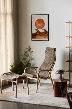 Butaca Lamino haya lacada/piel de oveja, Sahara (marrón turrón)