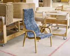 Butaca Lamino haya lacada/piel de oveja, Moonlight (beige)