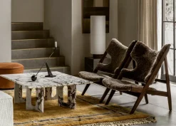 Butaca Lounge Knitting, Piel de oveja sahara, estructura de nogal