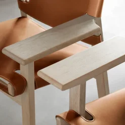 Butaca The Spanish Chair, Cuero negro - roble ahumado