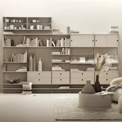 Cabinet vitrina con puertas correderas de cristal String, Beige, 78x30 cm