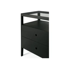 Cómoda Spindle, Roble lacado en negro, 4 cajones