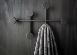 Colgador de ropa Afteroom, negro