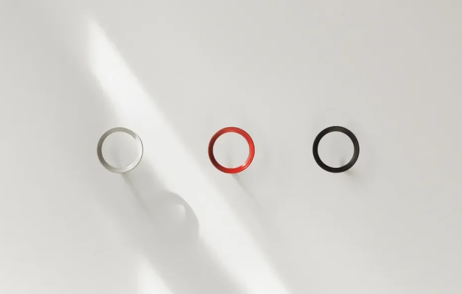 Colgador Loop medium Ø7,8 cm, Black