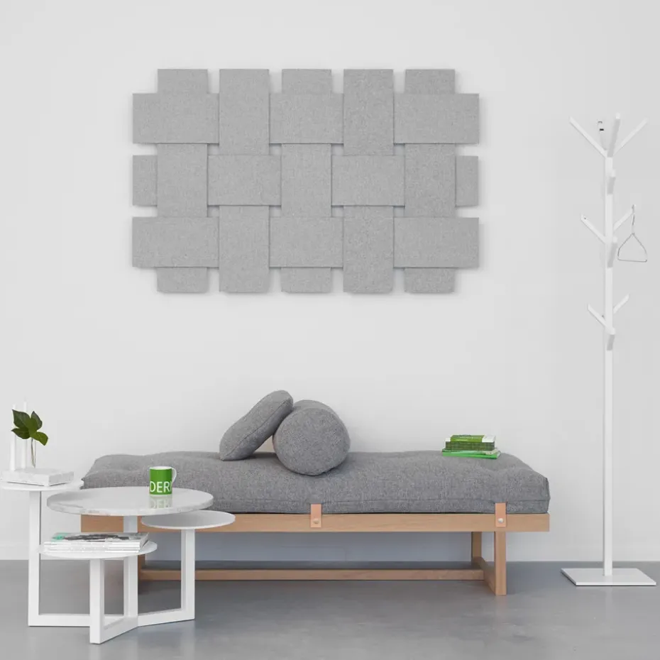 Diván Stay, Tela gris, estructura de roble aceitado