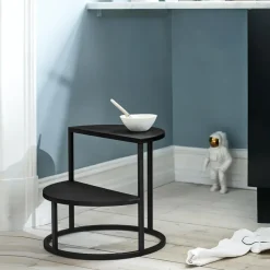 Escalera Dais 1 , negro