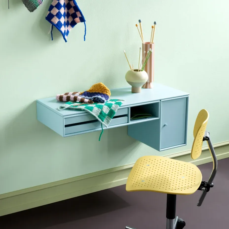 Escritorio Bureau, Rhubarb 151