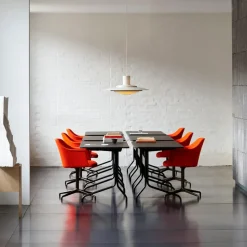 Escritorio Pavilion AV16, Black linoleum, roble lacado negro, patas negras