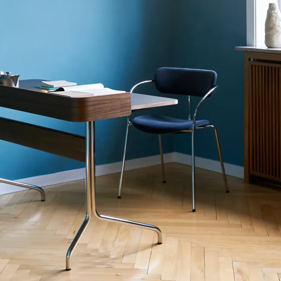 Escritorio Pavilion AV17, Mushroom linoleum, roble lacado, patas de cromo