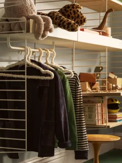 Escritorio String, Roble, 58×58 cm