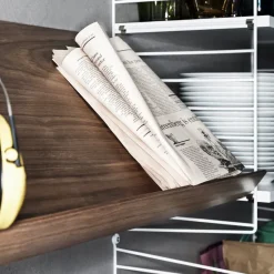 Estante para revistero String madera, Nogal, 58x30 cm