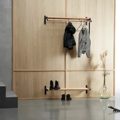 Estante sombrerero Nostalgi 291, Latón, base negra