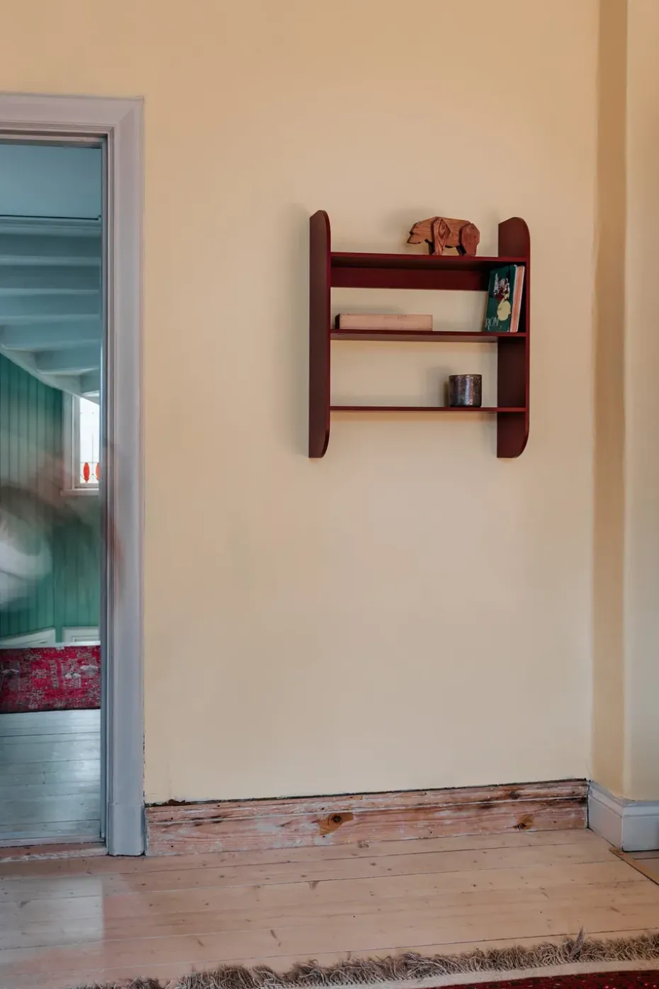 Estantería de pared Strapats 62x73,6 cm, Burgundy