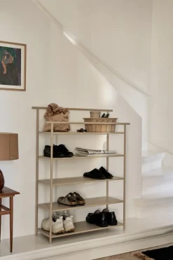 Estantería de suelo Dora, Cashmere