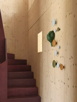 Gancho Dots wood burnt orange, Ø9 cm