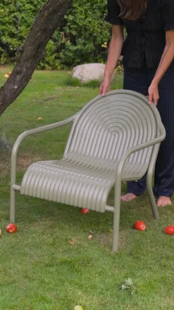 Groove lounge chair, Moss