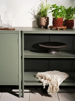 Kelia cocina de exterior con banco y estantes, Nordic green, 121x91x64 cm