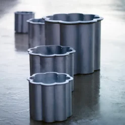 Maceta Gråsippa, Aluminio fundido a la arena, no. 2 Ø41 cm