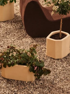 Maceta Staffa, Ivory, 56×32×27 cm