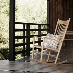 Mecedora J16, Natural - roble encerado