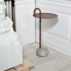 Mesa auxiliar Bowler, Pale brown-granite