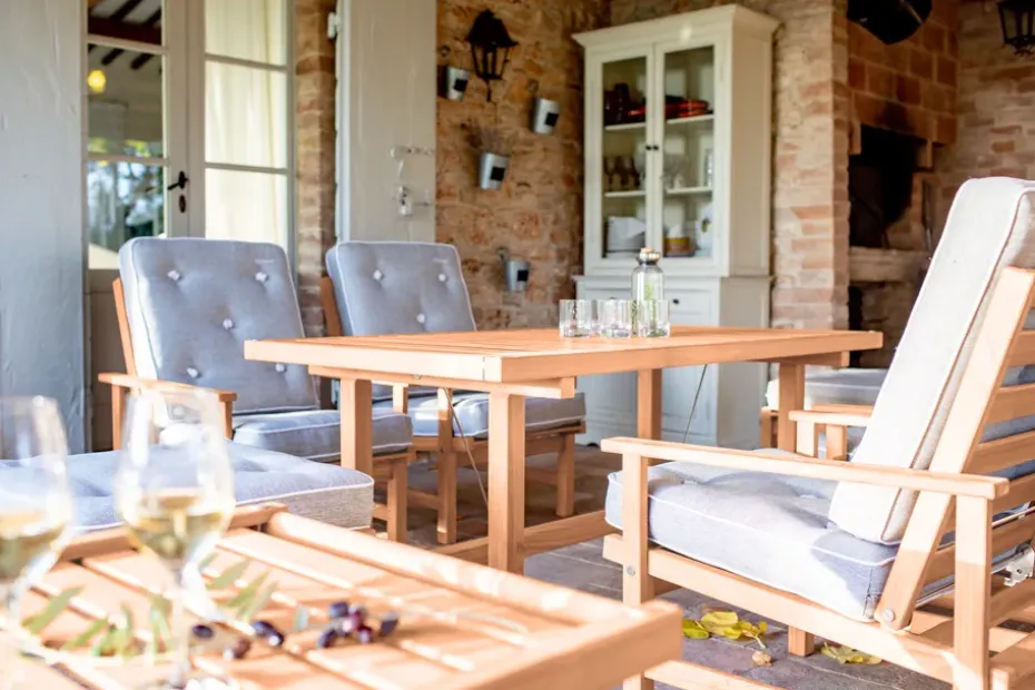 Mesa auxiliar con ruedas 49, Redwood, 48×45 cm