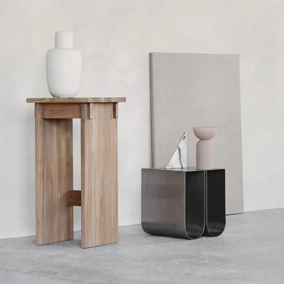 Mesa auxiliar Curved, Black