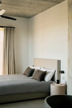 Mesa auxiliar Elements Ø40 cm, off-white