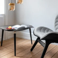 Mesa auxiliar Hang Out, Roble negro-latón