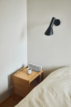 Mesa auxiliar Journal 29x43 cm, Roble