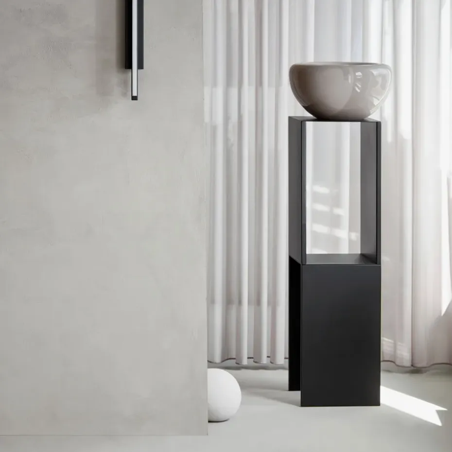 Mesa auxiliar Pedestal, Black