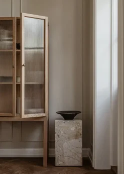 Mesa auxiliar Plinth tall 30x30x51 cm, Kunis Breccia