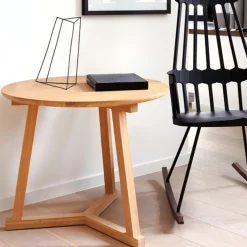 Mesa auxiliar Tripod, Black oak small 56x46 cm
