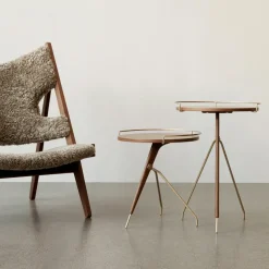 Mesa auxiliar Umanoff nogal-latón pulido, 45 cm