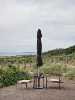 Mesa auxiliar y base para sombrilla Shady, Anthracite